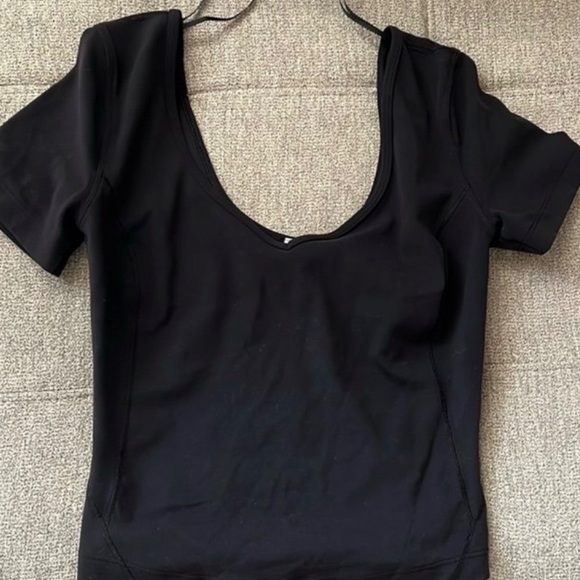 NWOT Lululemon align size 2 short sleeve top in black ￼ - Picture 4 of 8